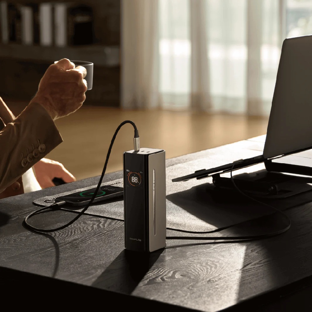 EcoFlow RAPID Pro Power Bank multiple USB-C ports &ndash; total 230W output for laptops and devices